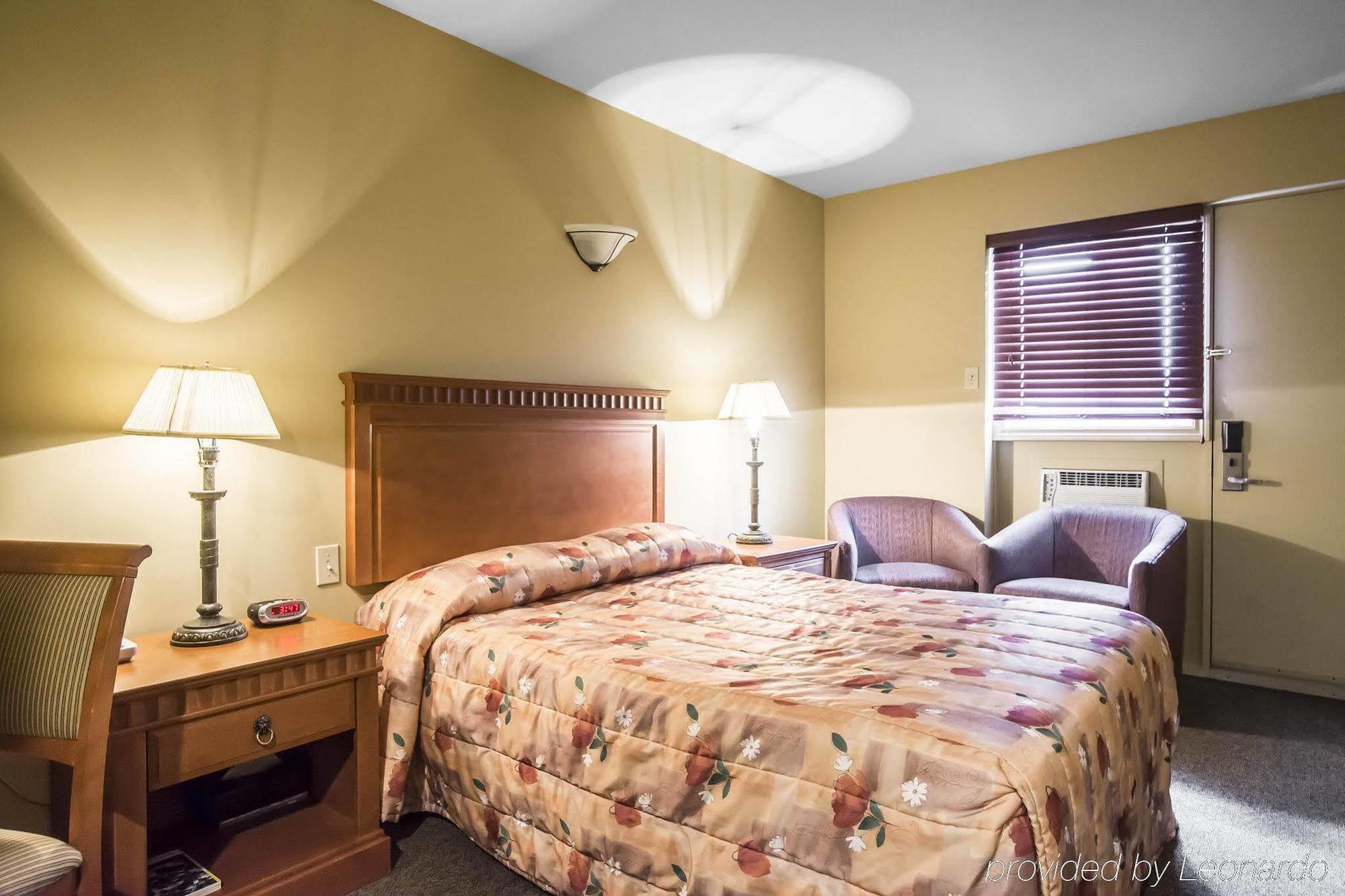 Econo Lodge Inn & Suites Montmagny Exteriér fotografie